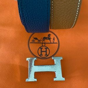 2 AUTHENTIC Hermes reversible belts and one H buckle.